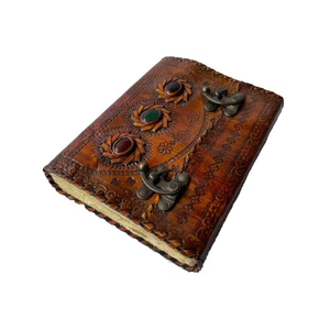 Diario de hechizos vintage con grabado de triple piedra preciosa, personalizado, Grimoire de la Sombra Wiccan, hecho a mano, semireligioso, para el amor - Product Image 1