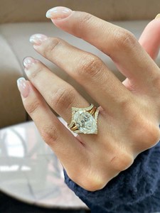 Lab Grown 3.02CT Oval Cut Diamond Cluster Three Band <b>Ring</b> <b>Set</b> 18K Solid <b>Gold</b> For Women's Wedding Party Gift For Lovers Charms - Product Image 4