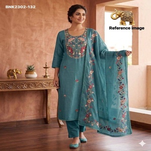 Kurti recto de buena calidad Mal Chanderi con trabajo floral de lentejuelas, pantalón del mismo color y conjunto de dupatta con bordado. Proveedor mundial. - Product Image 1