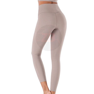 Premium Women Yoga Set With Lightweight Material Flexible Fit Ideal For Home And <b>Exercise</b> Sessions - Product Image 4