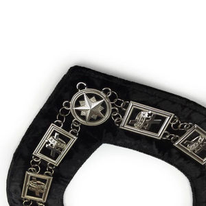 Collares de Cadena Daughters of Sphinx Chapados en Oro sobre Terciopelo Negro, Collares de Cadena Masónicos del Arco Real para Ex Alto Sacerdote, Personalizados - Product Image 5