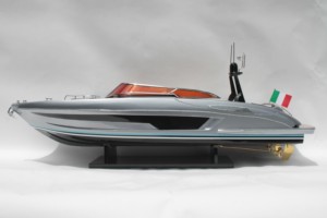 RIVA RIVALE 56 GRIS PEINT Modèle de bateau rapide en bois fait main de style européen Édition de luxe Forme personnalisée Autoportant pour - Product Image 2