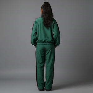 Chándal Deportivo de Dos Piezas Verde para Mujer con Logotipo Personalizado, Manga Larga, Cuello Alto, Corte Holgado, Color Sólido, Transpirable, Tejido para Todas las Temporadas - Product Image 2