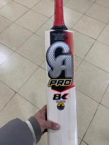 Bate de críquet CA Sports Pro 8K English Willow, completamente pulido, listo para jugar, hecho a mano en Pakistán - Product Image 1