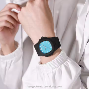 Orologio al Quarzo Sportivo e Alla Moda BARRY <span class=keywords><strong>POLO</strong></span> 2025 Personalizzabile con Cassa Quadrata in Lega, Cristallo/Vetro e Cinturino in Silicone per Uomo e <span class=keywords><strong>Donna</strong></span> - Product Image 4