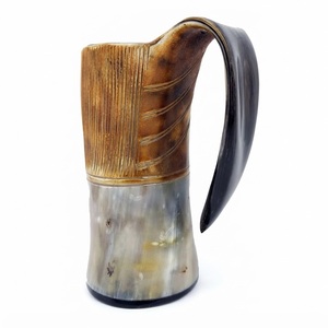 Jarra de Cuerno Vikinga de Diseño Único, Jarra de Cuerno de Buey Genuino, Jarra de Cerveza Medieval al por Mayor con Logotipo Personalizado - Product Image 3