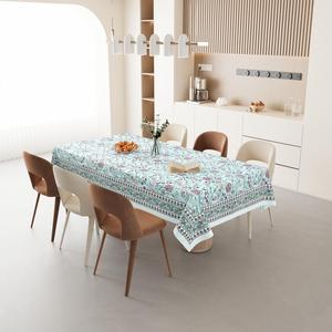 Nappe rectangulaire en coton bleu imprimé floral fait main et personnalisée HappyKraft, écologique, du Rajasthan, pour la maison et l'hôtellerie - Product Image 3