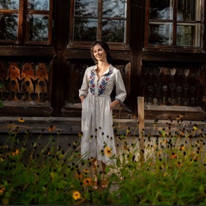 Vestido Maxi de Lino Bordado con Flores Estilo Bohemio, Hecho a Mano, Cuello en V, Mangas Tres Cuartos, Vestido de Verano para Mujer - Product Image 3