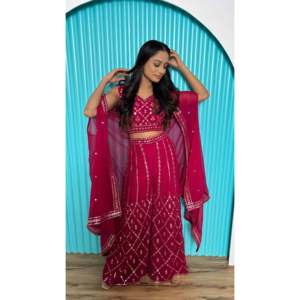 Hermoso Salwar Kameez de Poliéster FB Rosa Oscuro para Bodas, Top, Pantalón y Koti con Adornos de Lentejuelas y Bordados - Product Image 2