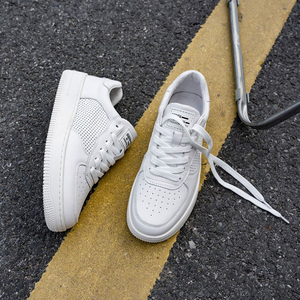 <b>White</b> <b>Leather</b> Lace-Up Sneakers Round Toe Breathable Mesh Lining Rubber Outsole All Seasons Solid Color - Product Image 4