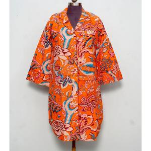 เสื้อเชิ้ตผู้หญิงผ้าฝ้ายลำลอง ลายดอกไม้ แขนยาว ดีไซน์กระเป๋าเรียบง่าย ผ้าทอระบายอากาศ เอวทรงธรรมชาติทันสมัย - Product Image 1