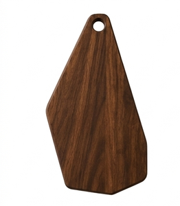 Planche à découper robuste en bois de manguier teinté noyer, plateau à fromage angulaire avec poignée ronde - Product Image 1
