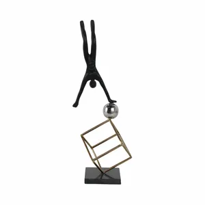 Sculpture contemporaine en bronze, figure humaine en équilibre sur sphère, base géométrique plaquée or, décoration d'intérieur, œuvre d'art, 19 pouces - Product Image 2