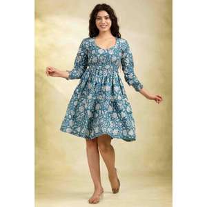 ชุดเดรสสั้นพิมพ์ลายดอกไม้สำหรับผู้หญิง, มินิเดรสฤดูร้อนสไตล์โบฮีเมียนน่ารัก, ชุดวันหยุดลำลอง, ชุดลำลองอินเทรนด์ - Product Image 1