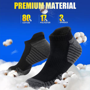 Chaussettes de sport athlétiques personnalisées en mélange de coton pour la performance, idéales pour la personnalisation de logo et la vente en gros - Product Image 4