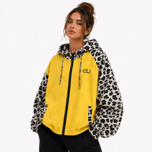 Conjunto Deportivo Personalizado con Sudadera con Capucha y Cremallera Oversize con Estampado de Leopardo Amarillo, Pantalones Deportivos con Paneles en Contraste, Algodón Grueso, Ropa Deportiva para Otoño e Invierno - Product Image 4