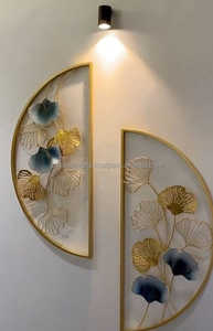 Art mural en métal avec anneaux superposés verticaux, style nordique de luxe léger |   Panneau mural en maille dorée bronze à disques radiaux pour salon - Product Image 5