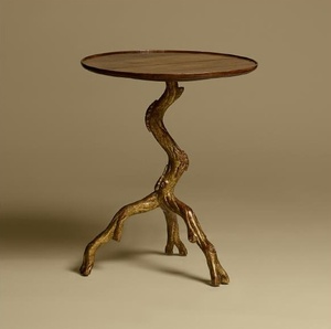 Table d'appoint en métal Welcome, améliorant l'expérience des invités grâce à une placement pratique au chevet du lit - Product Image 4