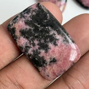 Rodonita natural rosa y negra, cabujón de piedra preciosa suelta, rodonita pulida, cabujones lisos para la fabricación de joyas, colgantes y anillos. - Product Image 4