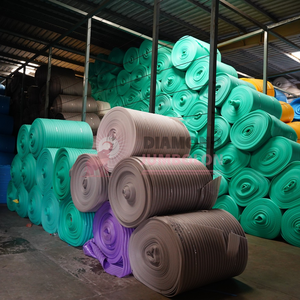 Rollos de Aislamiento de Espuma Ecológica Resistente al Fuego para Techos, Paredes y Pisos - Product Image 1