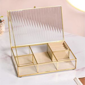 Juego de Cajas de Joyería Decorativas de Cristal al por Mayor - Bandeja de Metal Dorado con Espejo, Centro de Mesa, Caja de Regalo para Bodas, Estuche Profesional para Maquillaje - Product Image 5