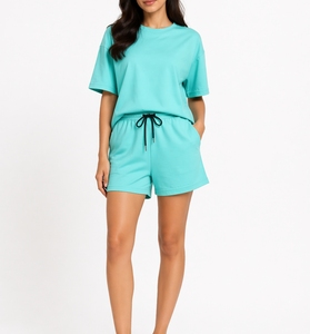Conjunto de camiseta y pantalones cortos de color para mujer, ropa informal de dos piezas para verano, tela suave y cómoda, transpirable - Product Image 1