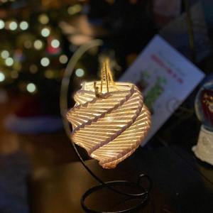 Portavelas o Linterna de Vidrio y Ratán con Elegante Diseño Tejido para Decoración del Hogar o Ocasiones Especiales - Product Image 2