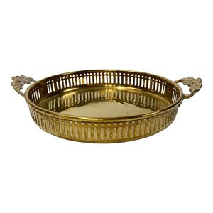 Bandeja de servir de latón ideal para cocinas gourmet, que ofrece una estética de servicio única que refleja la artesanía de lujo y la herencia artística. - Product Image 5