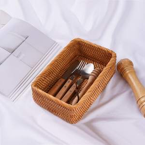 Panier à fruits rectangulaire en rotin tissé à la main, panier de rangement écologique pour la cuisine, la salle à manger et la décoration de la maison - Product Image 3