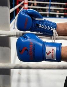 Guantes de Boxeo de Cuero Genuino Premium con Logotipo Personalizado, Guantes de Boxeo Profesionales con Cordones para Entrenamiento y Sparring - Product Image 6