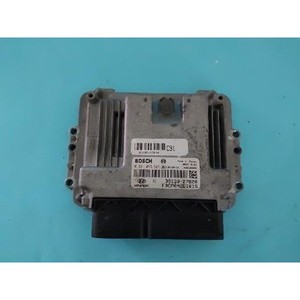 Santa Fe - ECU et modules informatiques d'occasion - 3913027820 - Product Image 1