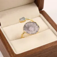 Bague ajustable en laiton plaqué or 18 carats, vente en gros, minimaliste, faite à la main, style bohème, avec géode grise naturelle et druse, bague tendance