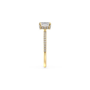 แหวนเพชรทรง Asscher น้ำหนัก 1.34 กะรัต รุ่น REYES Timeless เพชรเลี้ยงในห้องปฏิบัติการ ประดับด้วยวงแหวนรอบเพชรแบบซ่อน ตัวเรือนทองคำแท้ 14K สีเหลือง สำหรับผู้หญิง - Product Image 4