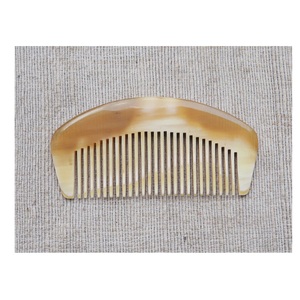 Peine de bolsillo de cuerno de buey natural, ecológico, antiestático, de dientes finos, para barba, con logotipo personalizado, hecho a mano, de cuerno de búfalo. - Product Image 4