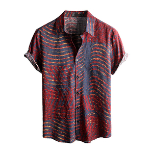 Chemise décontractée pour homme à manches courtes style hawaïen, motif floral rouge et bleu, col rabattu, 100 % polyester, séchage rapide, bouton unique - Product Image 1