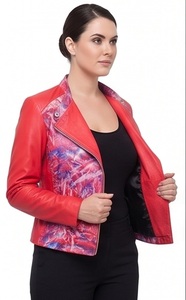 Blouson Moto Asymétrique Coupe Slim en Peau de Mouton Imprimé Floral Rouge pour Femme, Coupe-Vent et Écologique, Vente en Gros - Product Image 3
