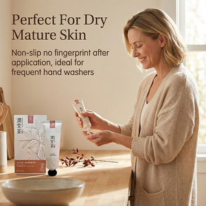 Fabriqué à Taïwan Crème pour les mains à l'essence de graines de thé biologique - Thé noir rubis et parfum floral 50ml |   Formule hydratante en profondeur non grasse - Product Image 2