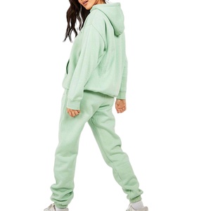 Chándal de Invierno con Capucha y Lentejuelas para Mujer Talla Grande 2025 |   Conjunto de Dos Piezas de Algodón Grueso |   Logotipo Personalizado Impermeable - Product Image 4