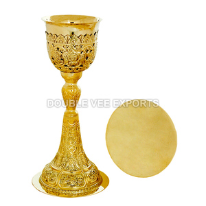 Cáliz y Patena Rusos Tallados en Latón |   Juego de Comunión Ornamentado – DOUBLE VEE EXPORTS - Product Image 2