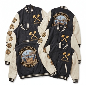 Chaqueta universitaria al por mayor, azul marino, cuerpo de lana, mangas de cuero marrón óxido, bordado de letras 'Wooden Hull Guild Shipwright Adze' - Product Image 5