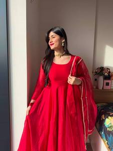 TENNECY Nuevo Traje Anarkali de Fiesta para Mujer, Estilo Elegante, de Seda HeavyTibby, Multicolor, Liso, para Trabajo, Sin Arrugas, Reversible, de Secado Rápido - Product Image 2
