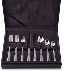 Ensemble de couverts modernes en acier inoxydable, couteau, fourchette, cuillère avec design de poignée géométrique, polissage miroir haute brillance, résistant à la rouille, pour usage domestique - Product Image 6