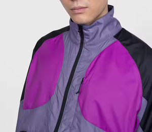 Chaqueta cortavientos deportiva de poliéster 100% ligera con cremallera completa para hombre, estilo urbano, con logo para mujer - Product Image 3