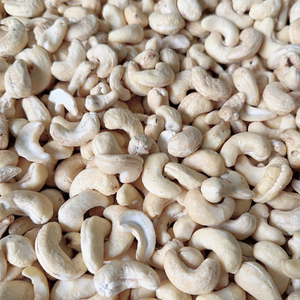 Nueces de Anacardo de la Mejor Calidad WW180, WW240, WW320, LP, Nueces de Anacardo Tostadas al por Mayor, Exportadas a Dubái, Europa y Medio Oriente - Product Image 1