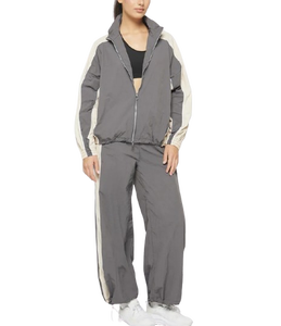 Conjuntos Deportivos Casuales con Logotipo Personalizado al por Mayor, Conjuntos de Chaqueta Cortavientos para Mujer, Impermeables y Transpirables - Product Image 1