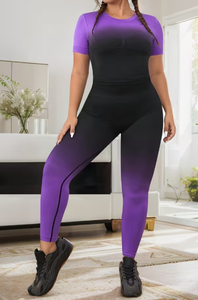 Ensemble sportif 2 pièces pour femme, dégradé violet et noir, manches courtes, col rond, tricoté en spandex/coton, leggings longs respirants - Product Image 5