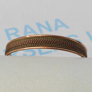 Pulsera Magnética de Cobre con Diseño Moderno en Oro Rosa para Mujer, Joyería Artesanal de Terapia Curativa, Bienestar Diario y Meditación - Product Image 5