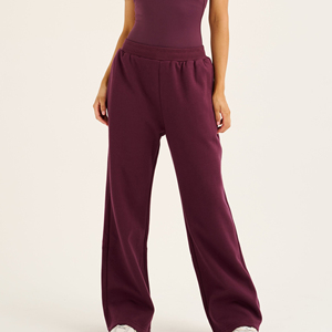 Pantalon de jogging ample pour femme avec boutons décoratifs, motif logo, manches longues, pantalon cargo en tricot épais - Product Image 5