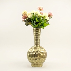 Handcrafted Golden Aluminum Flower Vase Modern Minimalist Metallic Decorative Tall Vase For Home And Office Luxury Decor - Product Image 6