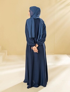 Ensemble Abaya Quotidien pour Femmes Musulmanes SAPPHIRE SERENITY, Style Saoudien, Couleur Unie, Manches Longues, Longueur au Sol, Coupe Droite, Modeste, Couverture Complète - Product Image 6